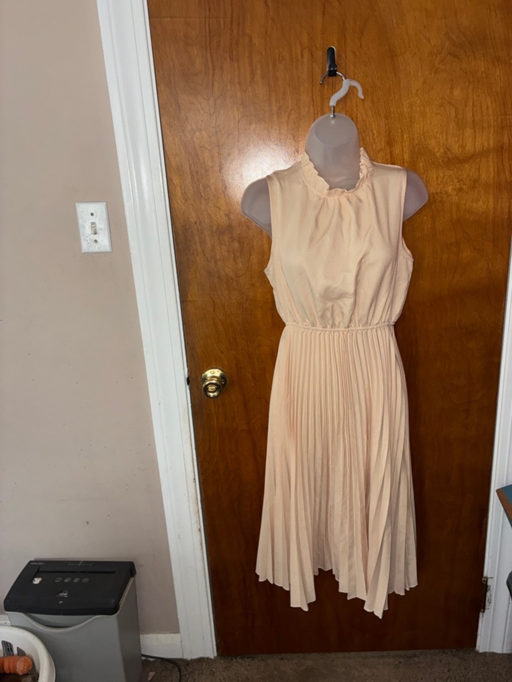 SHEIN Sleeveless Pleated Midi Dress in Peach